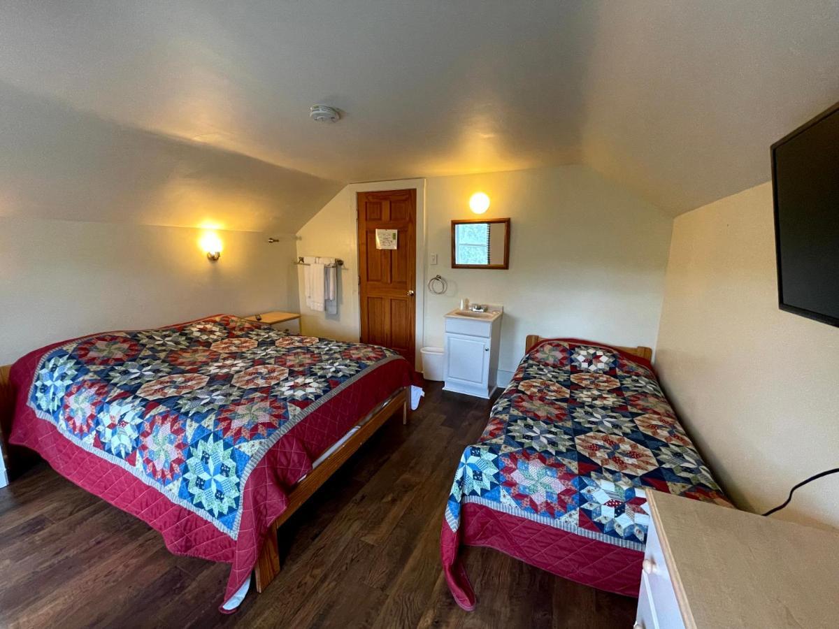 The Riverside Inn Stowe Extérieur photo